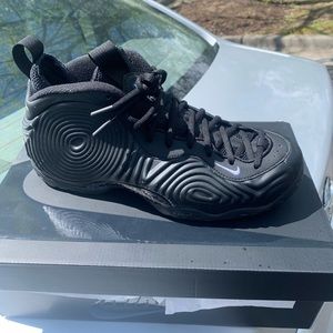 CDG FOAMPOSITE SIZE 9 DS